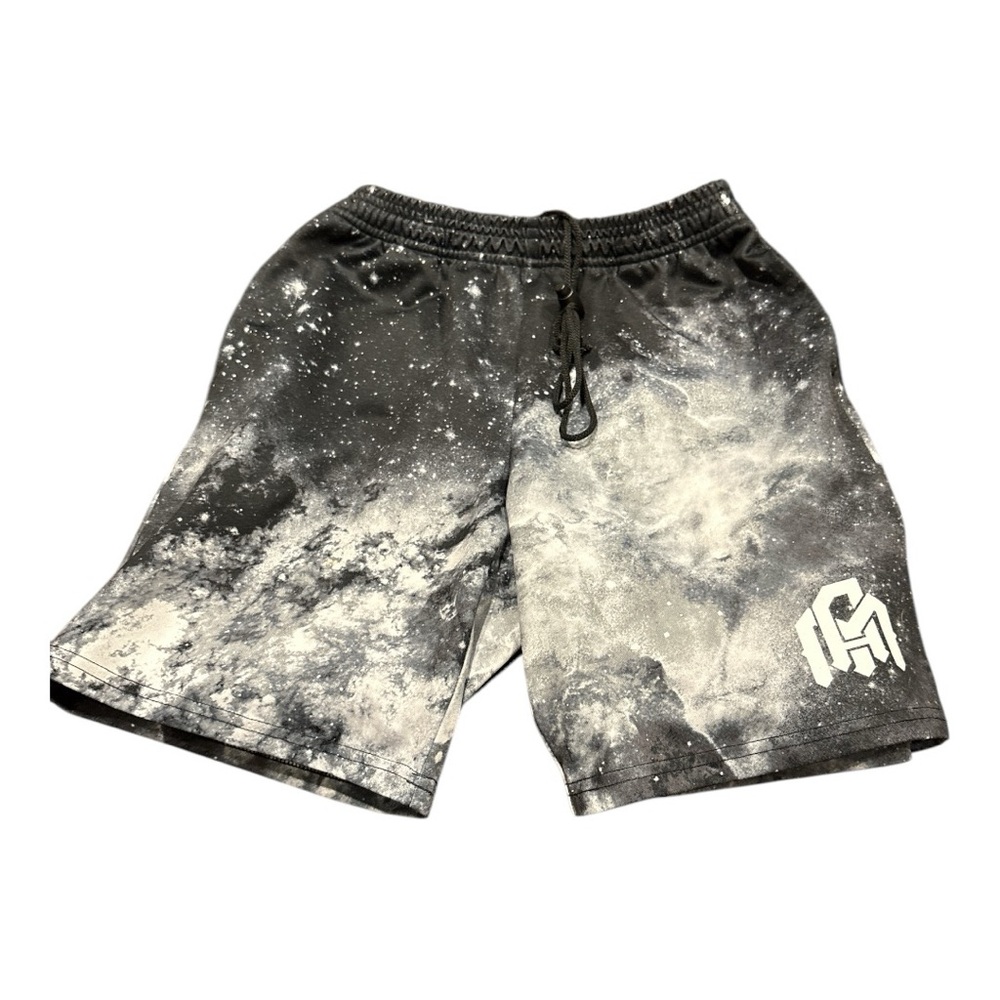Into the AM Space Shorts elastic draw string waist, 2 front pockets. AR15